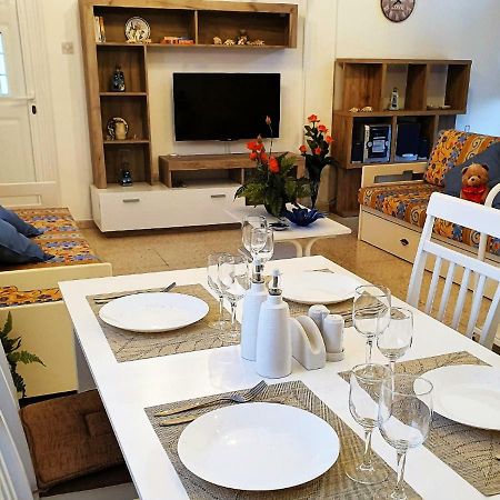 Easystay Two Bedroom Apartment Larnaka Exterior foto