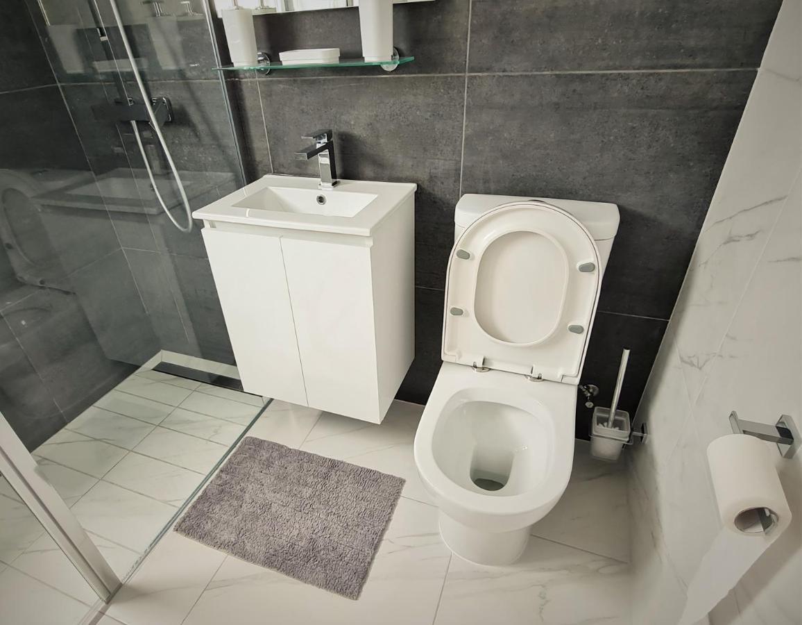 Easystay Two Bedroom Apartment Larnaka Exterior foto
