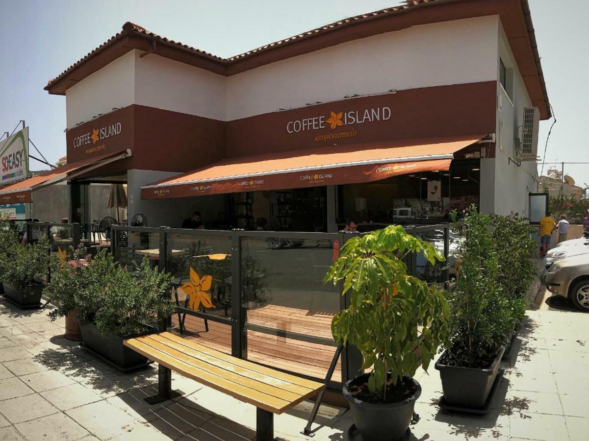 Easystay Two Bedroom Apartment Larnaka Exterior foto